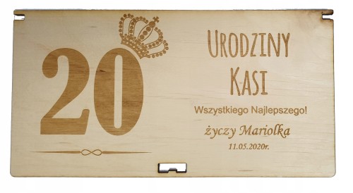 Drewniane pudełko na pieniądze URODZINY grawer