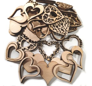 Zestaw Drewniane serca MIX 100szt 2cm Decoupage