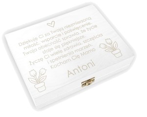 Pudełko na prezent białe na Dzień Mamy upominek dla Mamy grawer