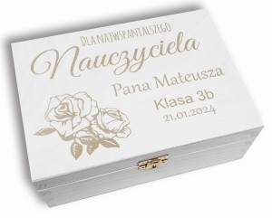 Białe pudełko prezent dla Nauczyciela zakończenie roku szkolnego grawer
